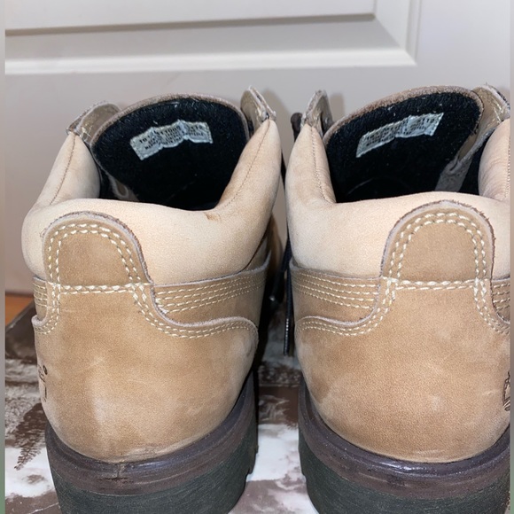 Timberland sz10.5 - Picture 3 of 5